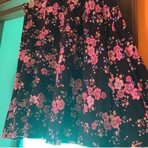 Short floral skirt